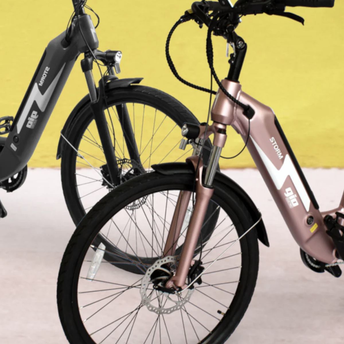 GIO STORM Electric Bike · Integrated Samsung Battery · Rose Gold