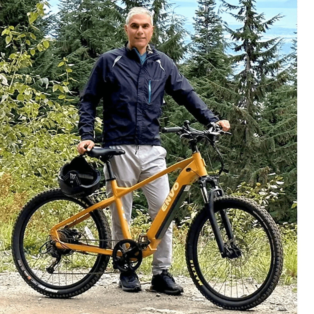 ENVO D50 Electric Bike · Step Over · Mustard · Large